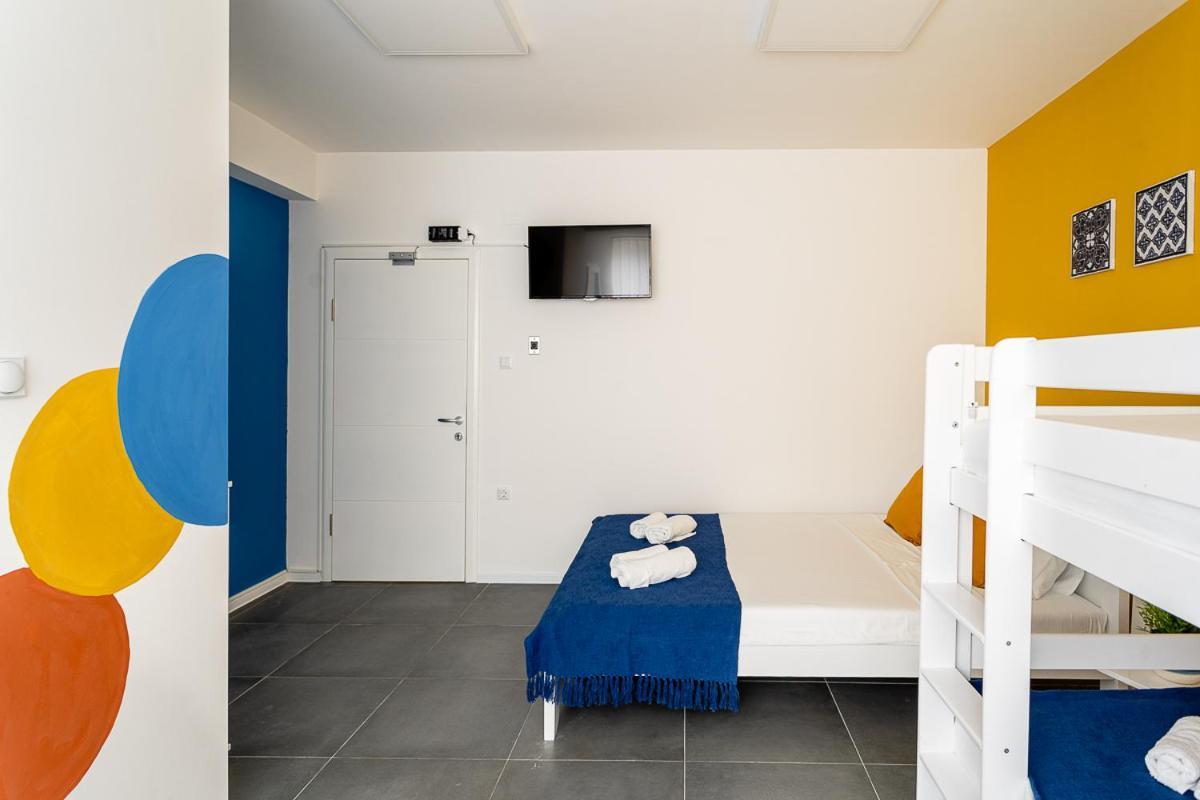 Kostovski Rooms-Near E75 To Greece Veles Bagian luar foto