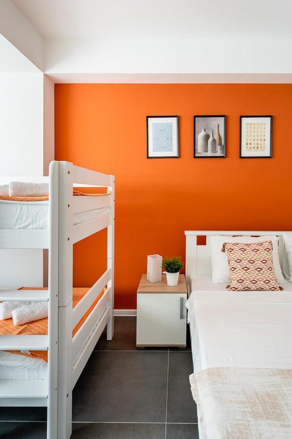 Kostovski Rooms-Near E75 To Greece Veles Bagian luar foto